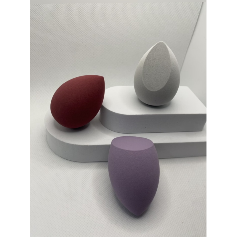 Boîte Beauty Blender Violet (3 pièces) par AYA PARIS