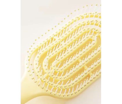 Brosse à cheveux Jaune par AYA PARIS 4